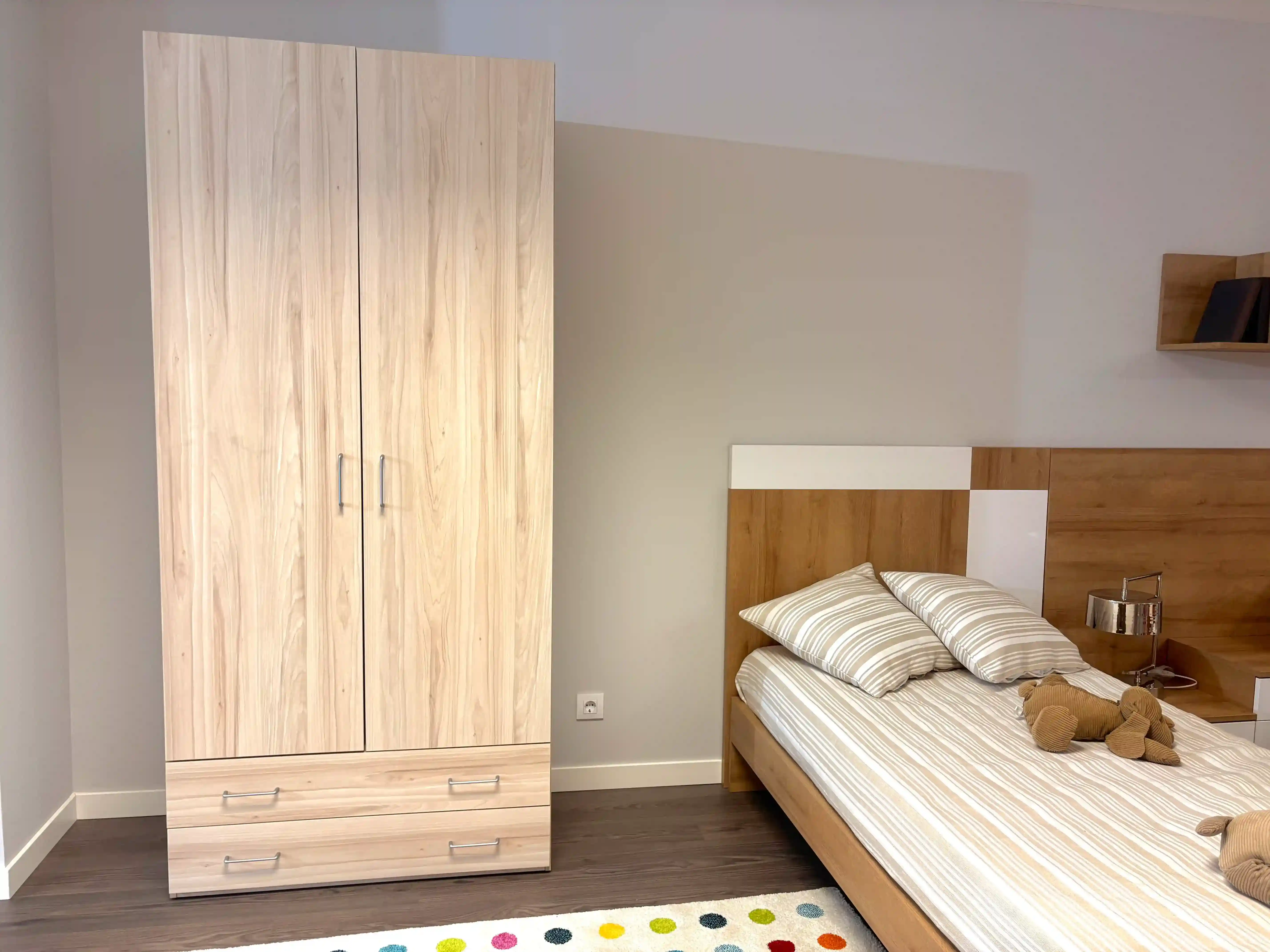 Imagen del producto Dormitorio Juvenil Funcional en Madera Natural y Blanco