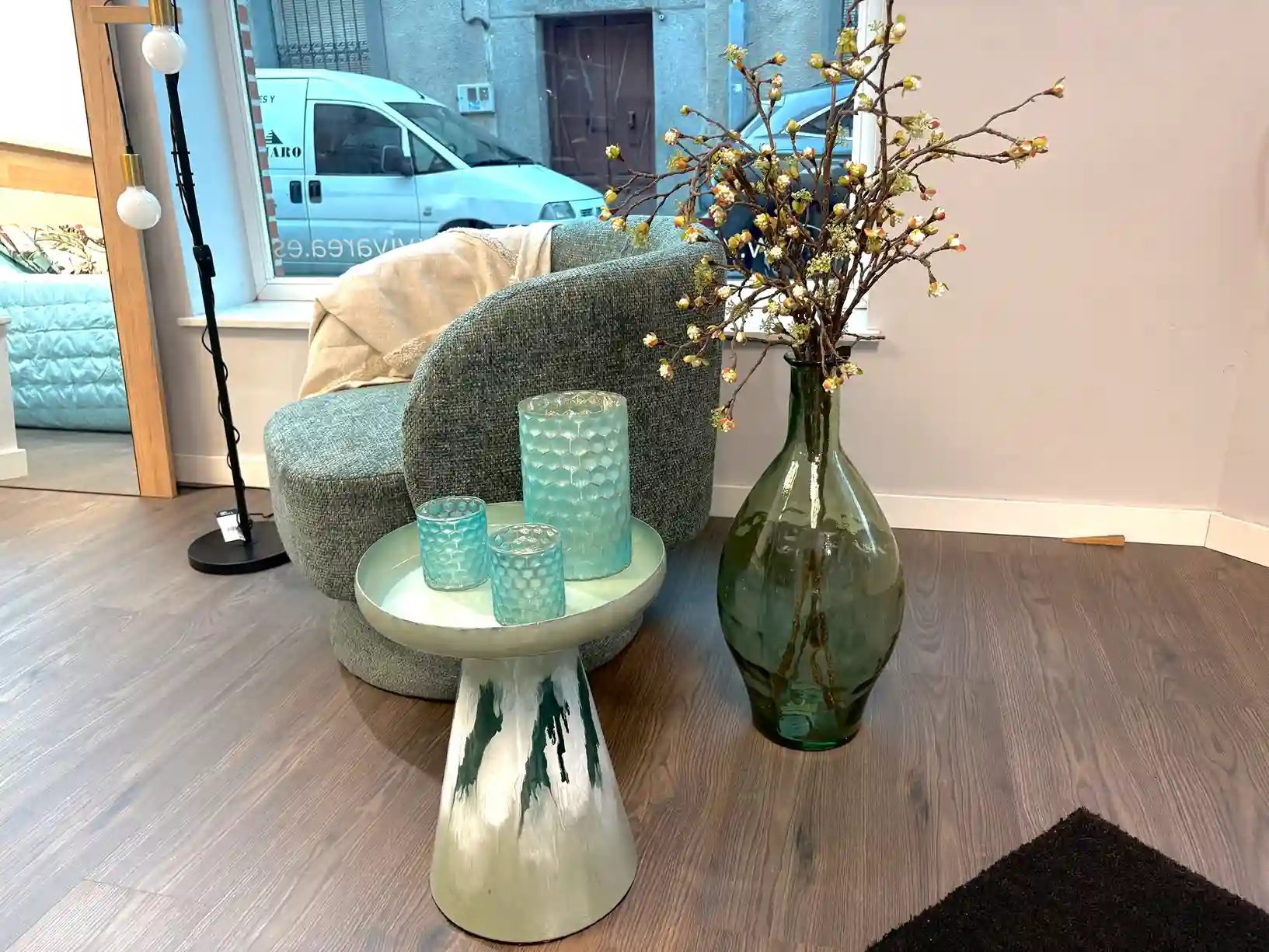 Imagen del producto Dormitorio Natural con Toques Modernos y Colores Cálidos